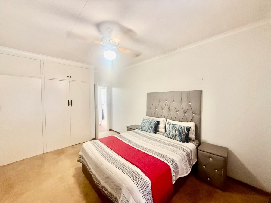 To Let 4 Bedroom Property for Rent in Schoemansville North West